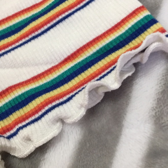 Junior short sleeve rainbow T-shirt Med NWT - Picture 5 of 5